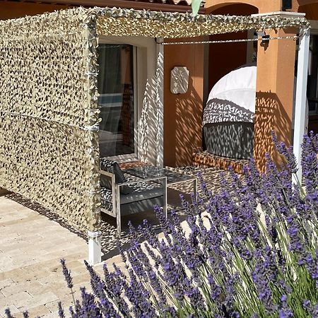 Bed and Breakfast Les Lavandes Alleins Экстерьер фото