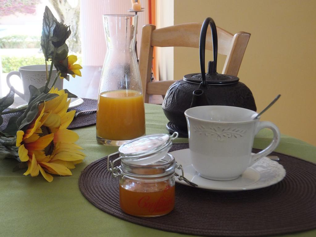 Bed and Breakfast Les Lavandes Alleins Экстерьер фото